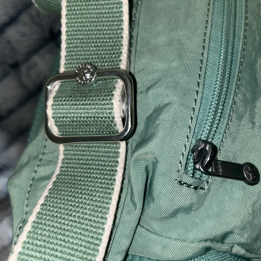 Kipling Classic Gabbie Crossbody Bag - Picture 8 of 9